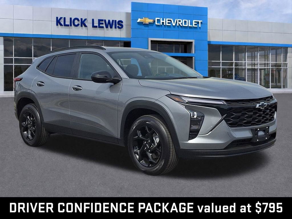 Used 2026 Chevrolet Trax LT w/ Driver Confidence Package image 1
