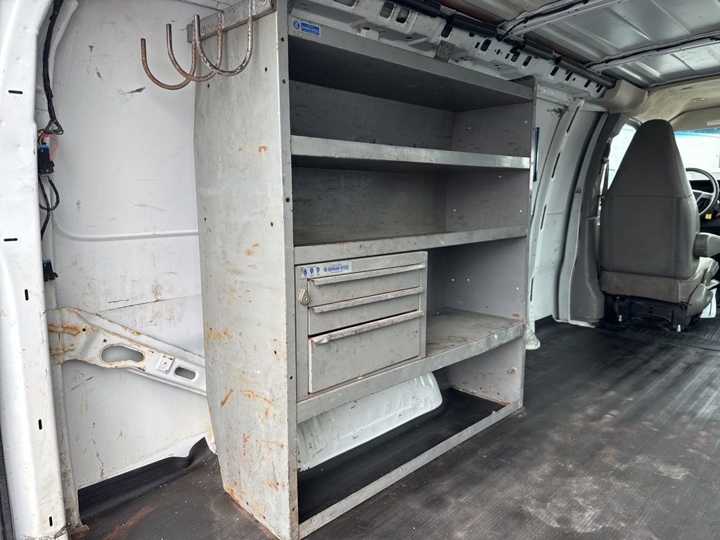 Used 2022 GMC Savana 2500 w/ Driver Convenience Package image 6