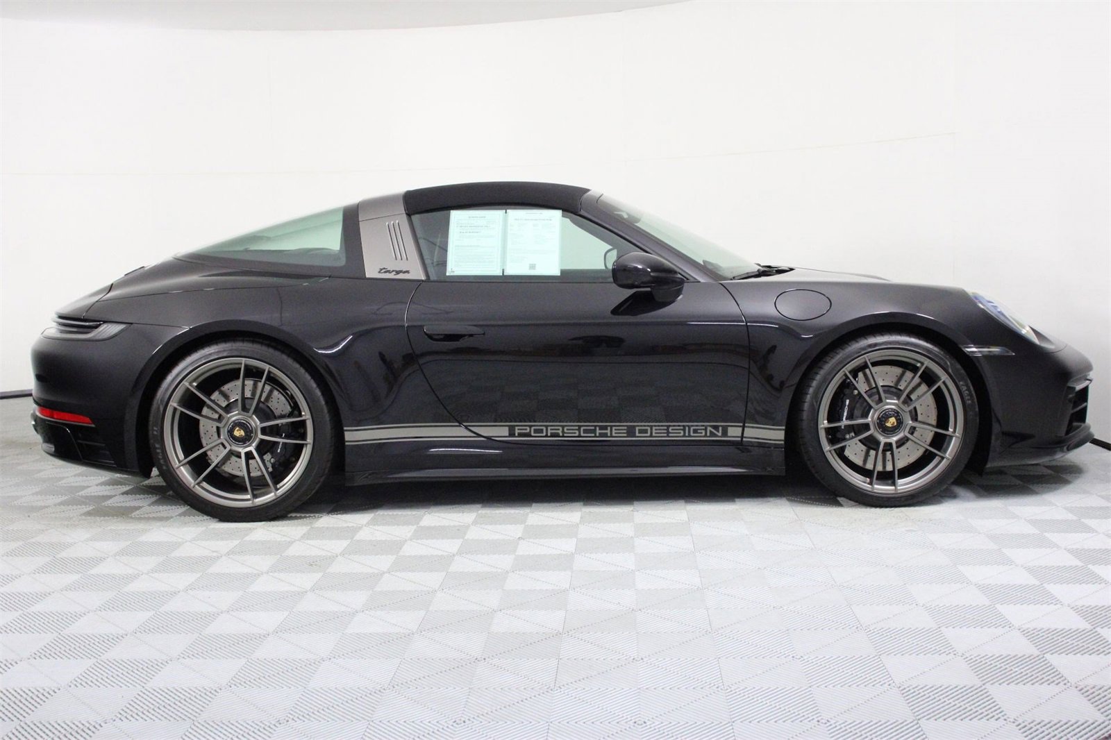 Used 2022 Porsche 911 Targa 4 GTS image 8