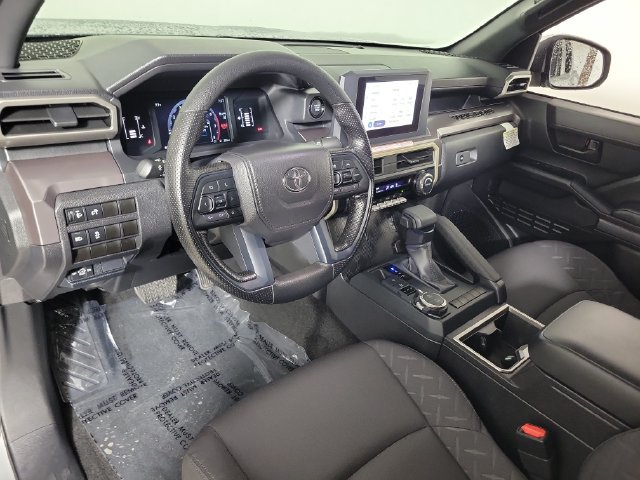 Used 2026 Toyota Tacoma SR5 AWD/4WD image 18