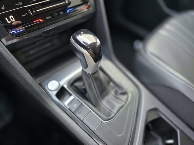 Used 2024 Volkswagen Tiguan Wolfsburg Edition image 23