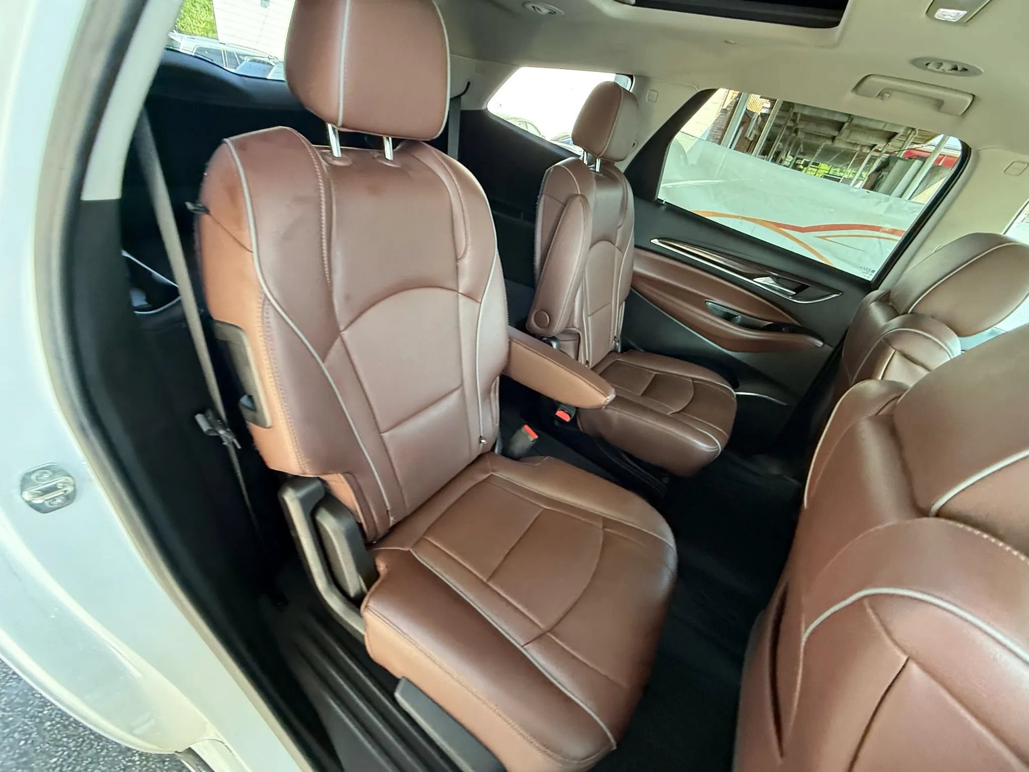 Used 2021 Buick Enclave Avenir w/ Avenir Technology Package AWD/4WD image 75