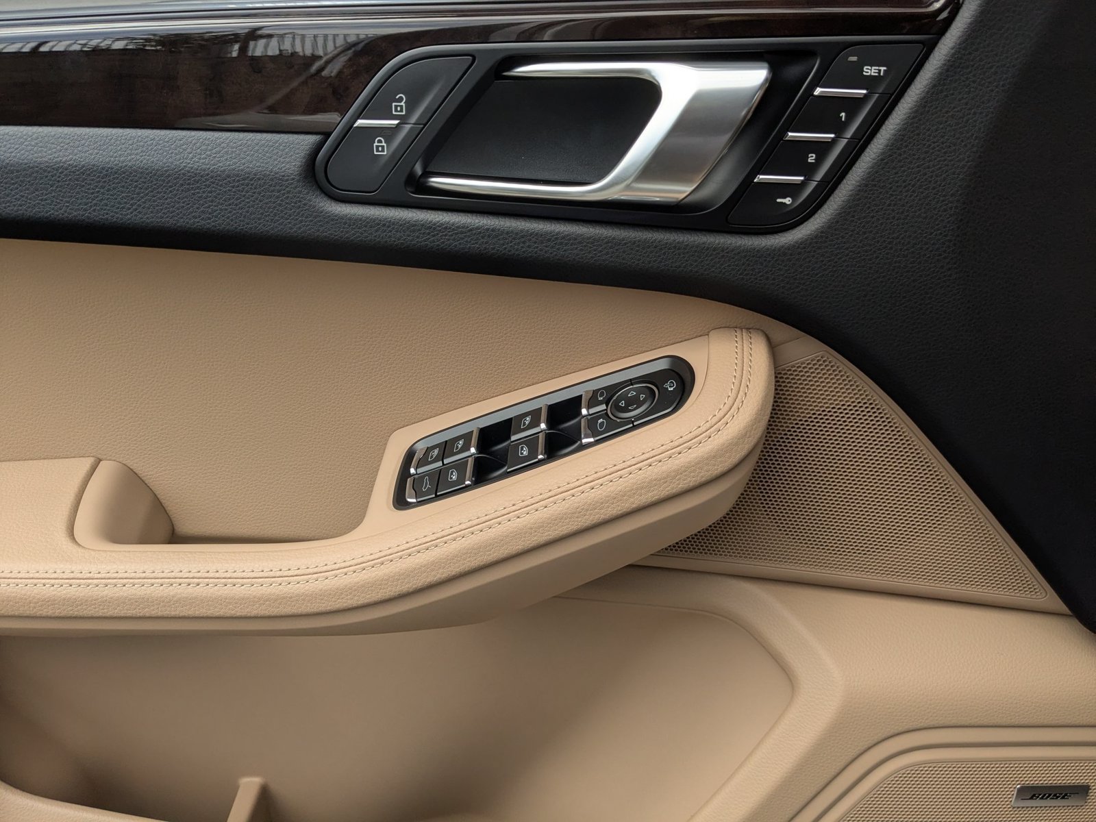 New 2026 Porsche Macan AWD/4WD image 13