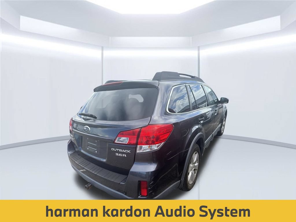 Used 2010 Subaru Outback 3.6R Limited w/ Protection Package 1A AWD/4WD image 4