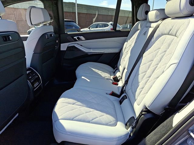 Certified 2026 BMW X7 xDrive40i image 5
