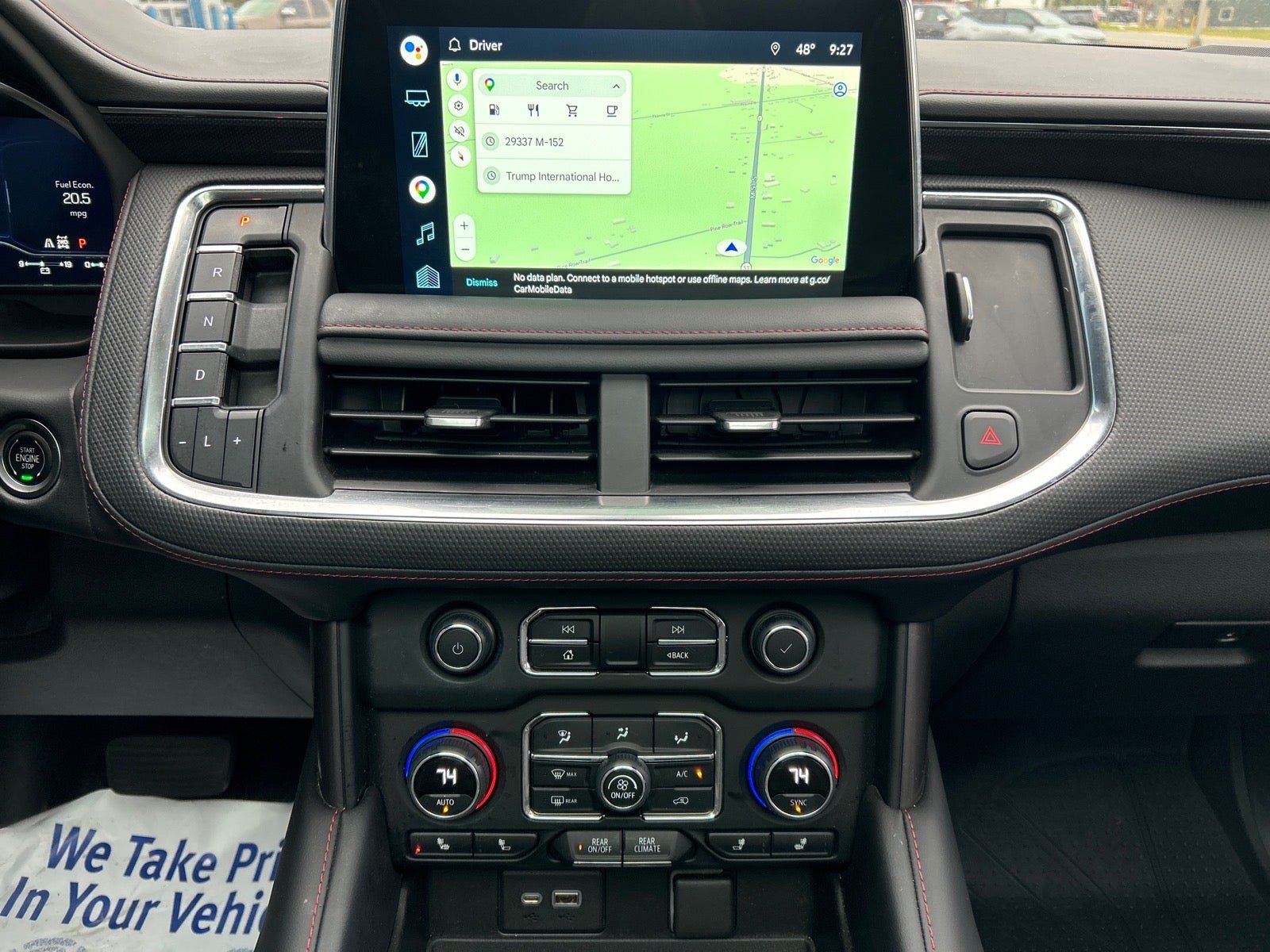 Used 2022 Chevrolet Tahoe RST w/ Luxury Package AWD/4WD image 17
