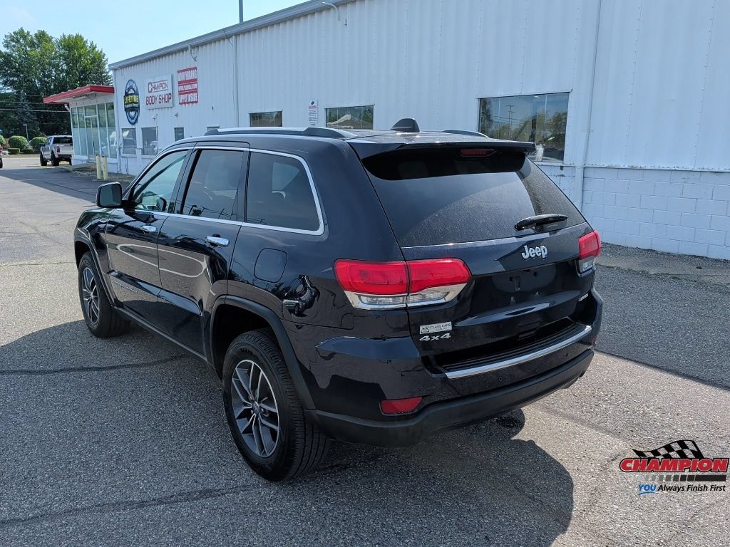 Used 2018 Jeep Grand Cherokee Limited AWD/4WD image 3