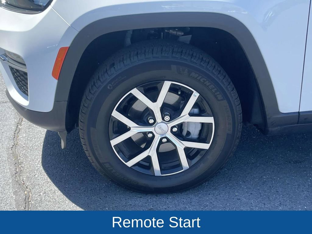 Certified 2025 Jeep Grand Cherokee Limited image 12