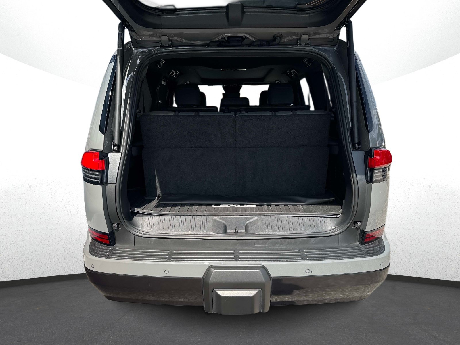 Certified 2025 Lexus GX 550 w/ Accessory Package (Z1) AWD/4WD image 11