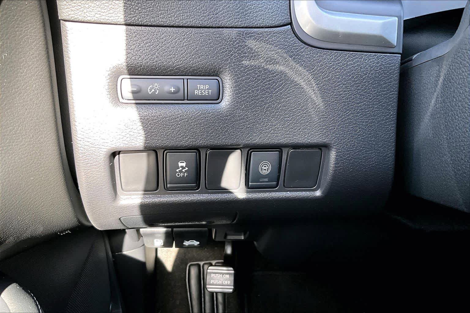 Used 2024 Nissan Murano SV w/ SV Midnight Edition Package image 34