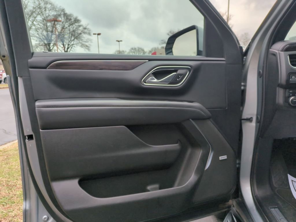 Used 2024 Chevrolet Tahoe LT image 11