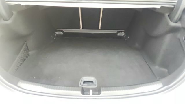 Used 2022 Mercedes-Benz C 300 Sedan image 15