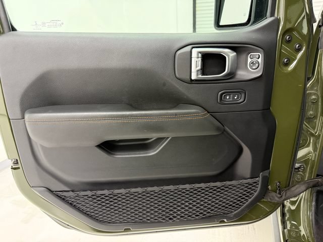Used 2021 Jeep Gladiator Mojave AWD/4WD image 32
