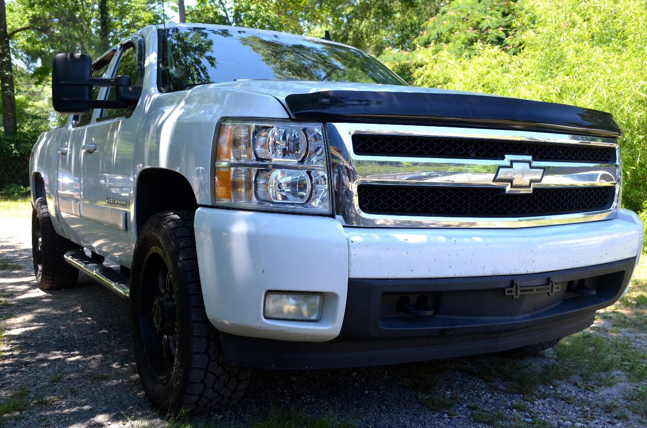 Used 2008 Chevrolet Silverado 1500 LTZ w/ Safety Package AWD/4WD image 3