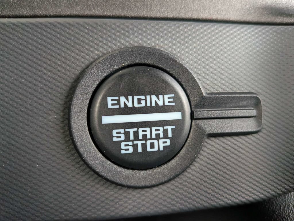 Used 2024 Ford Bronco Badlands w/ Sasquatch Package AWD/4WD image 29