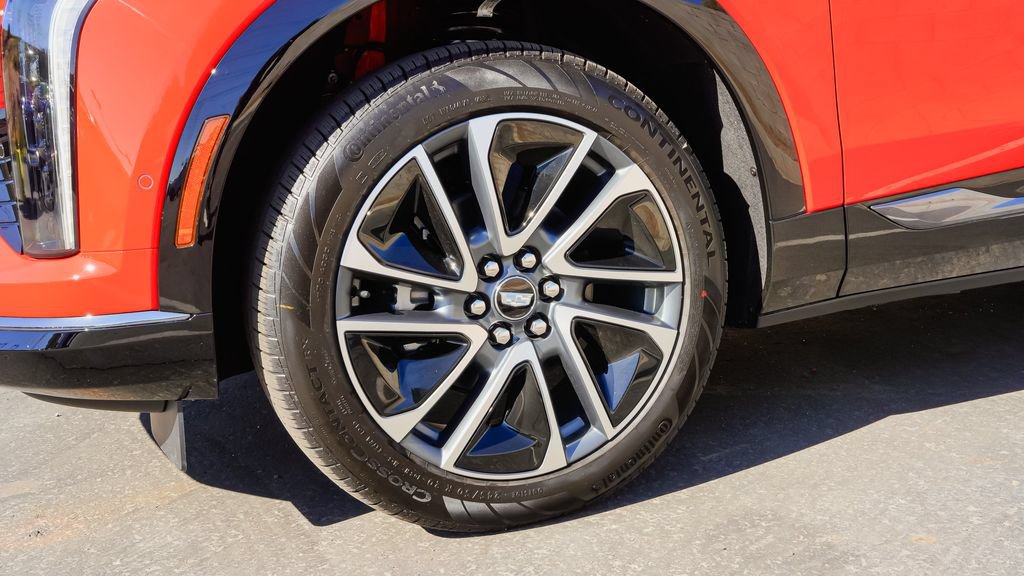 New 2026 Cadillac Optiq Sport 2 RWD image 7