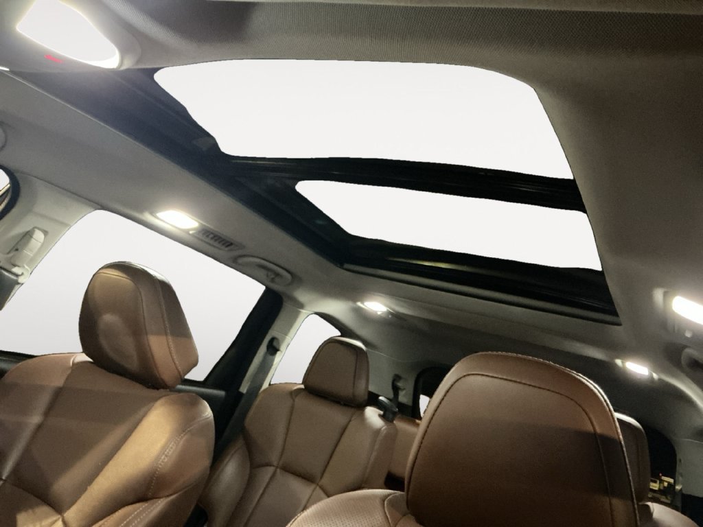 Used 2022 Subaru Ascent Touring AWD/4WD image 17