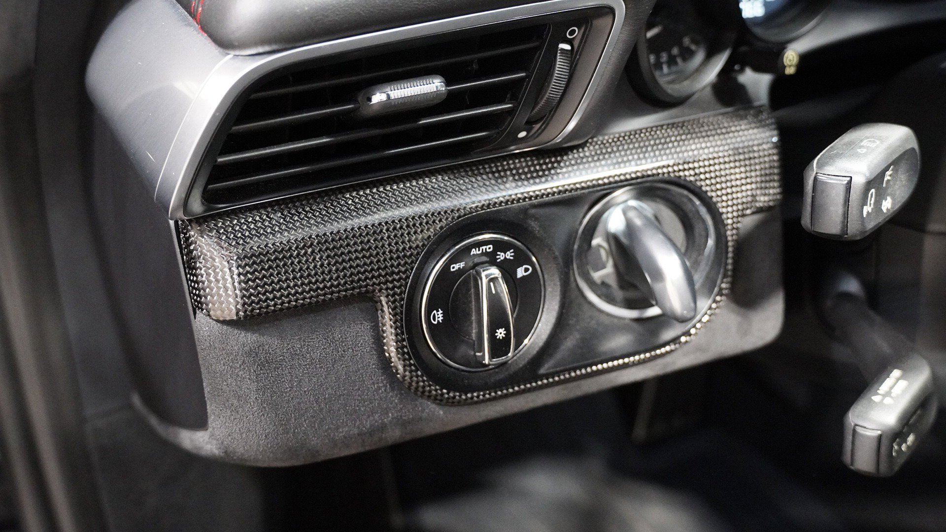 Used 2019 Porsche 911 Carrera 4 GTS image 27