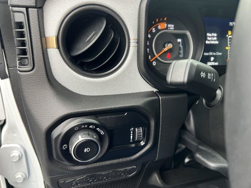 Used 2025 Jeep Wrangler Unlimited Sport AWD/4WD image 27