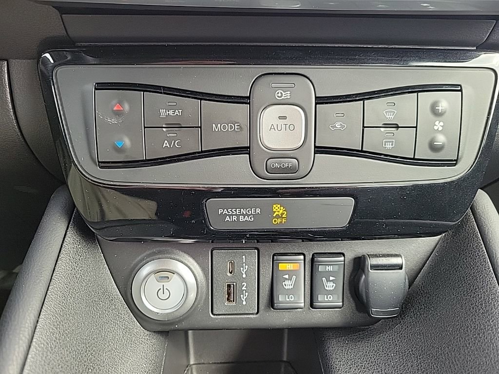 Used 2023 Nissan Leaf SV Plus image 11