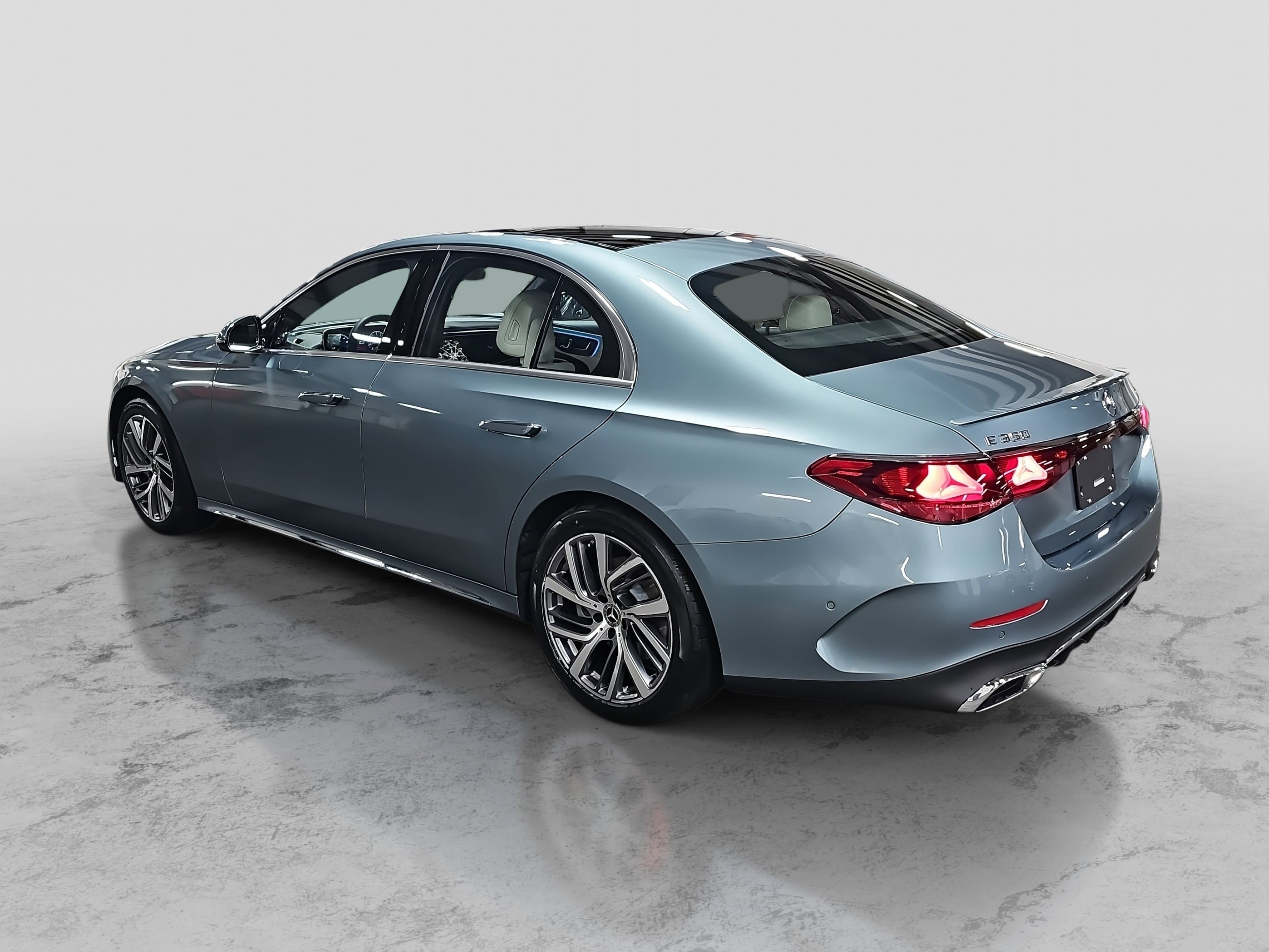 New 2026 Mercedes-Benz E 350 4MATIC Sedan image 7