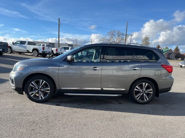Used 2018 Nissan Pathfinder Platinum AWD/4WD image 10