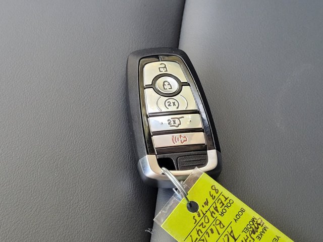 Used 2026 Ford Expedition Active RWD image 32