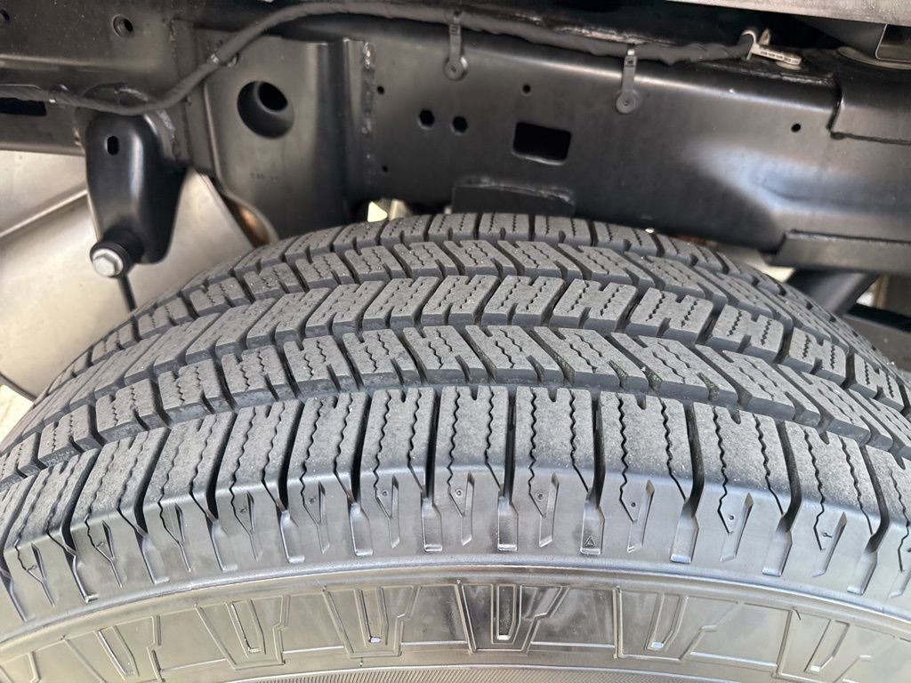 Used 2025 RAM 2500 Big Horn AWD/4WD image 10