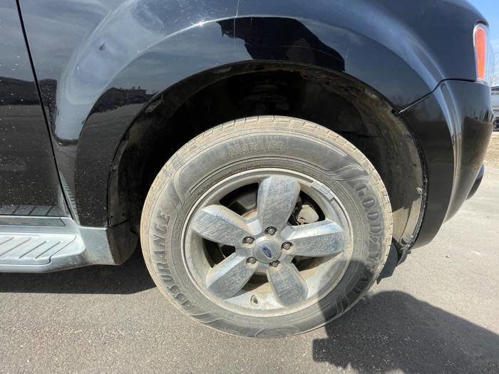 Used 2010 Ford Escape Limited AWD/4WD image 20