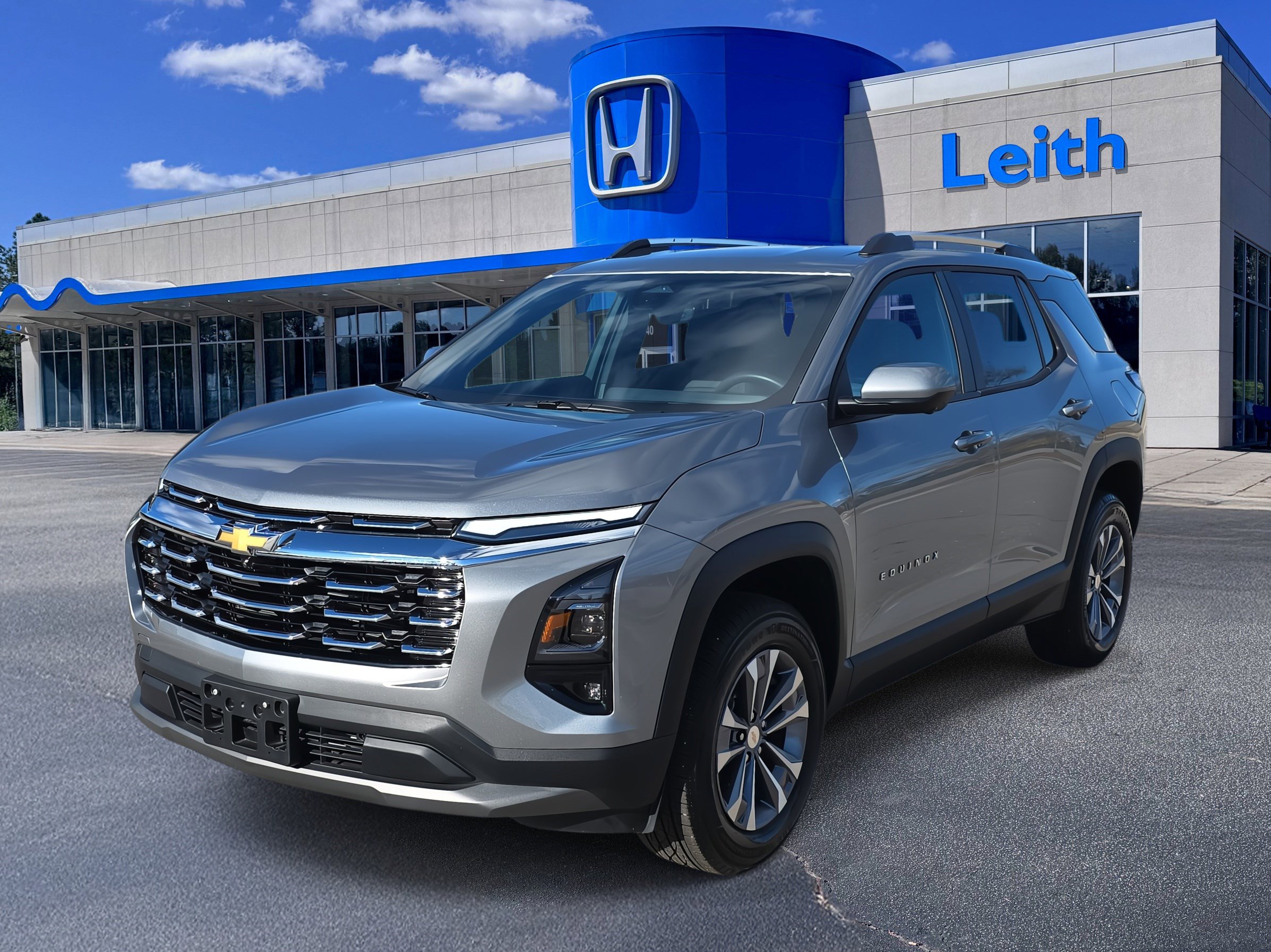 Used 2025 Chevrolet Equinox LT w/ Convenience Package II