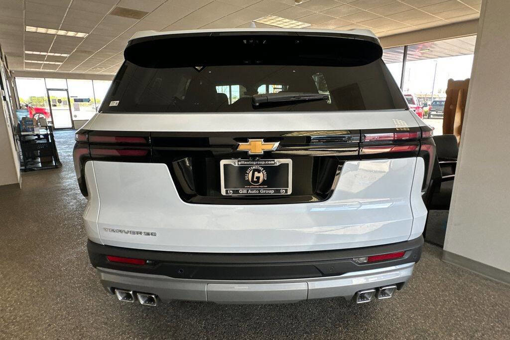 New 2026 Chevrolet Traverse LT w/ Sun and Wheel Package image 3