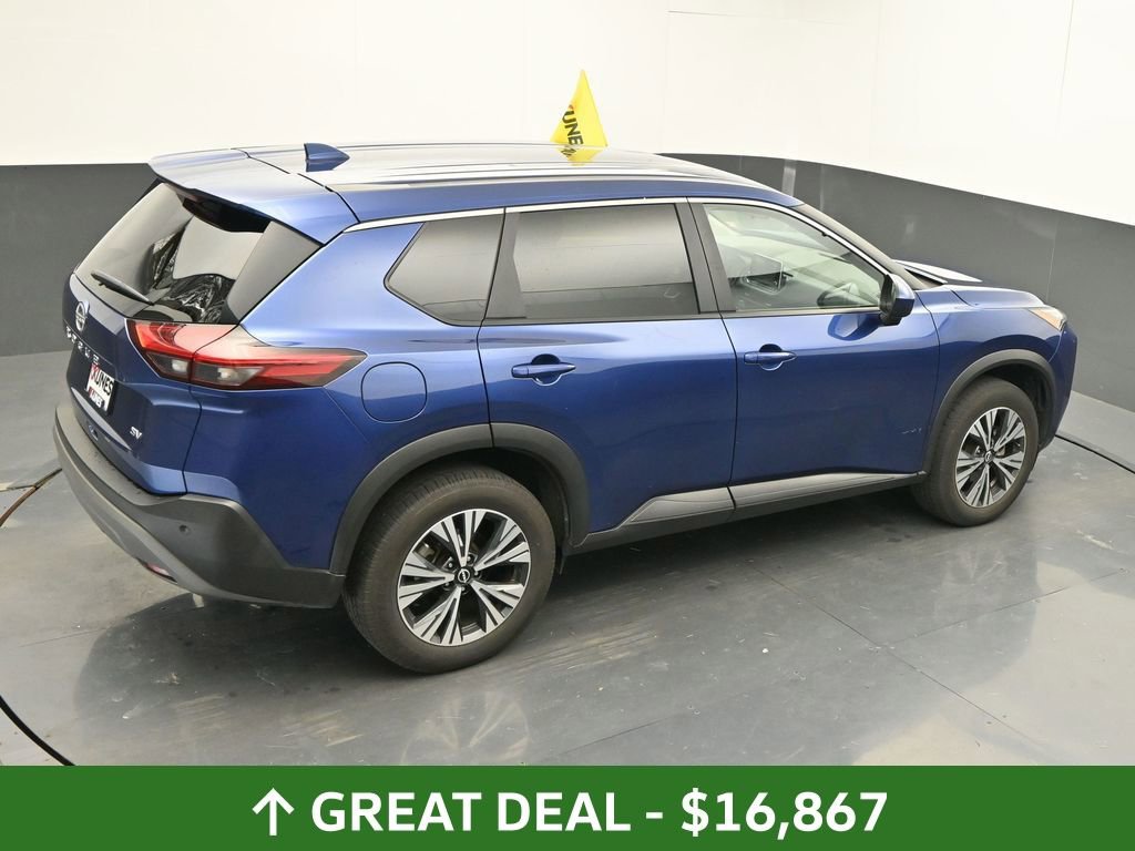 Used 2023 Nissan Rogue SV image 41
