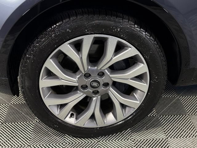 Used 2026 Land Rover Discovery Limited Edition AWD/4WD image 14
