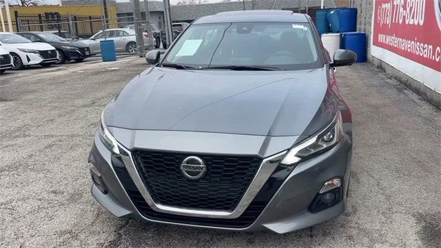 Used 2021 Nissan Altima 2.5 Platinum image 6
