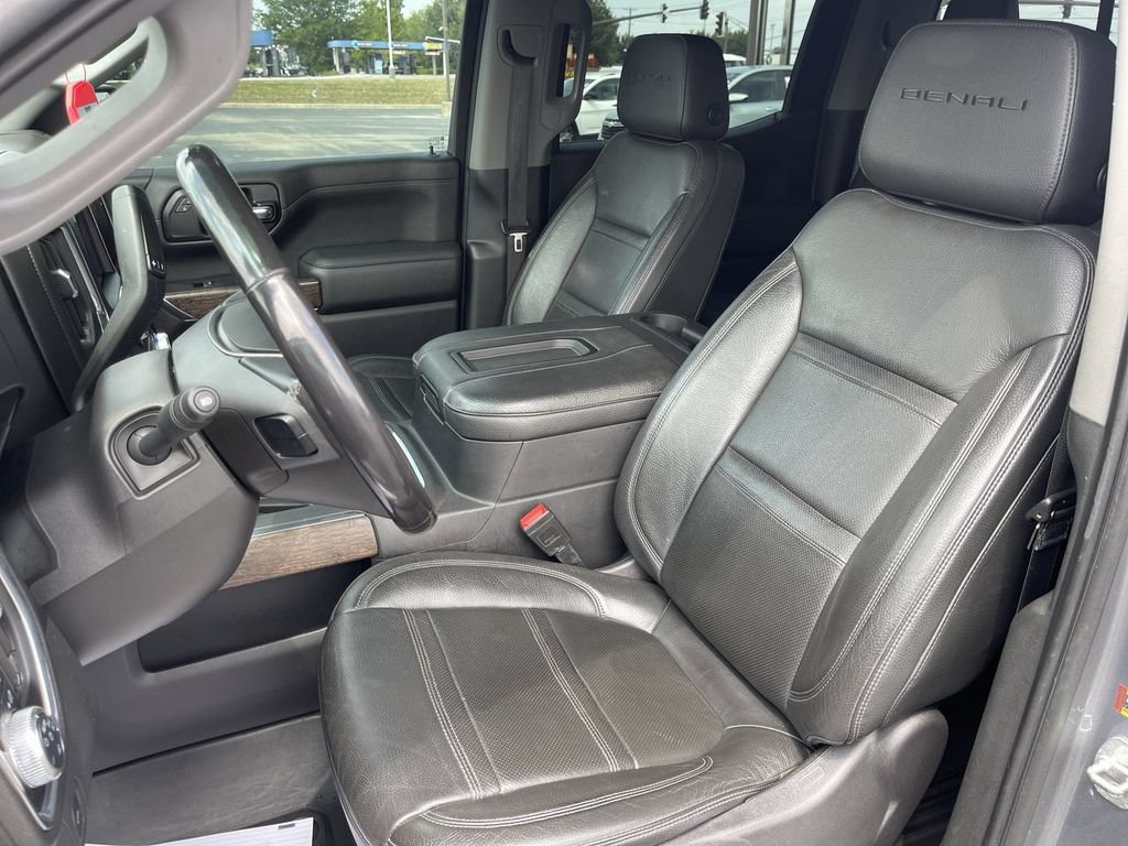 Used 2021 GMC Sierra 1500 Denali w/ Driver Alert Package II AWD/4WD image 11