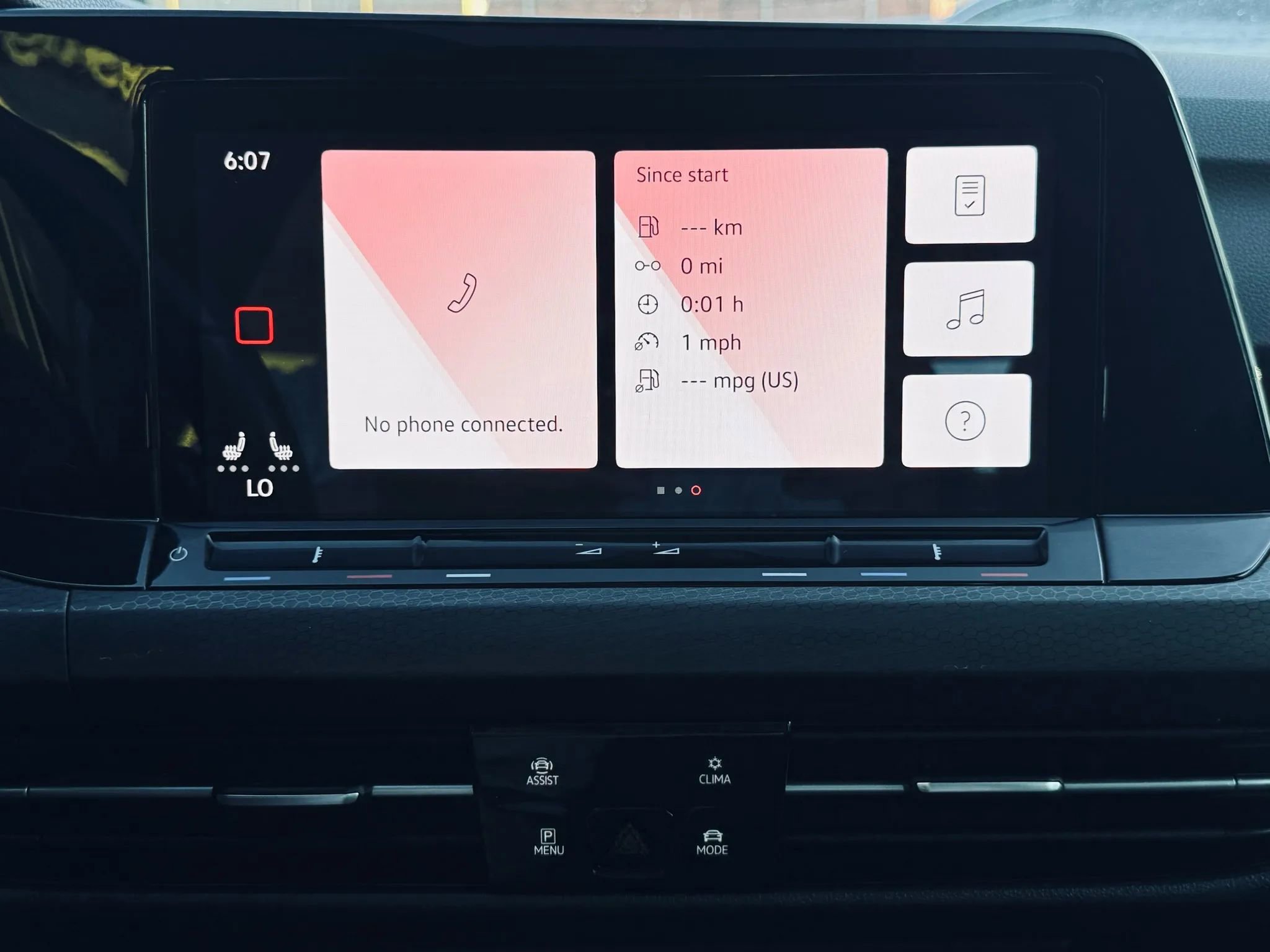 Used 2022 Volkswagen GTI SE image 16