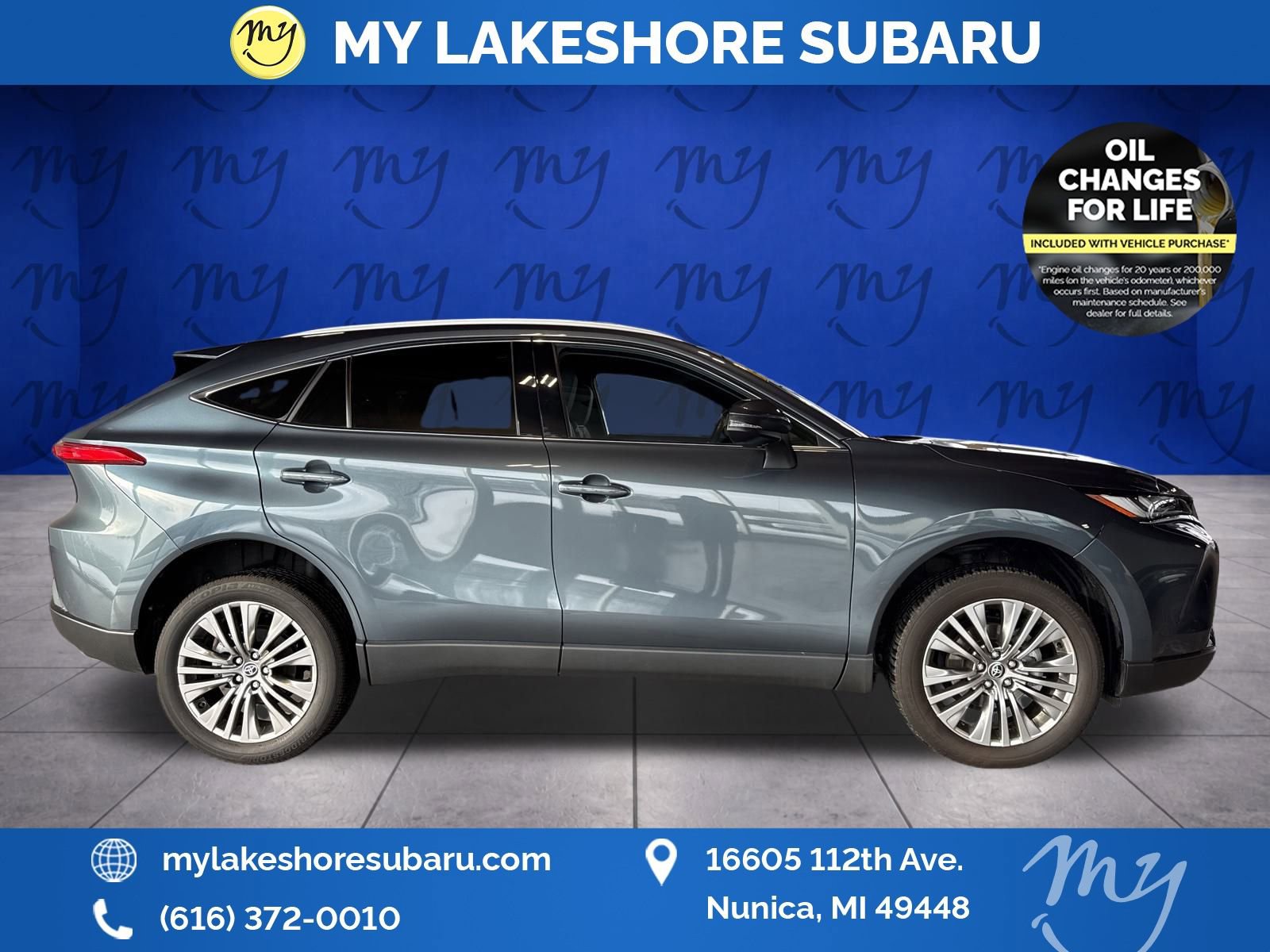 Used 2024 Toyota Venza XLE image 8