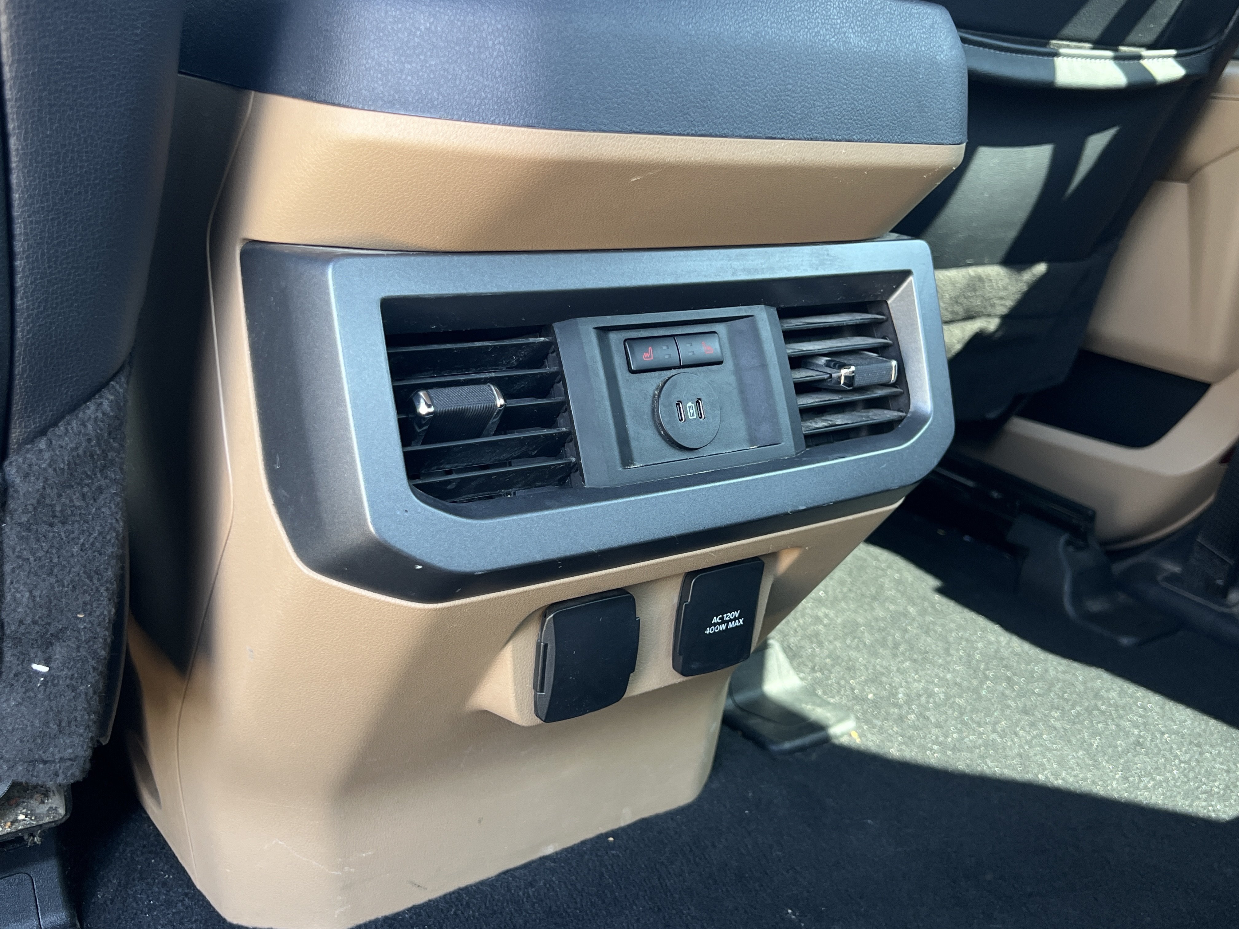 Used 2023 Ford F250 Lariat w/ Lariat Ultimate Package AWD/4WD image 22
