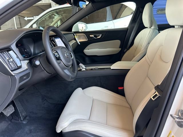 New 2026 Volvo V60 B5 Cross Country Ultra w/ Protection Package Premier AWD/4WD image 15