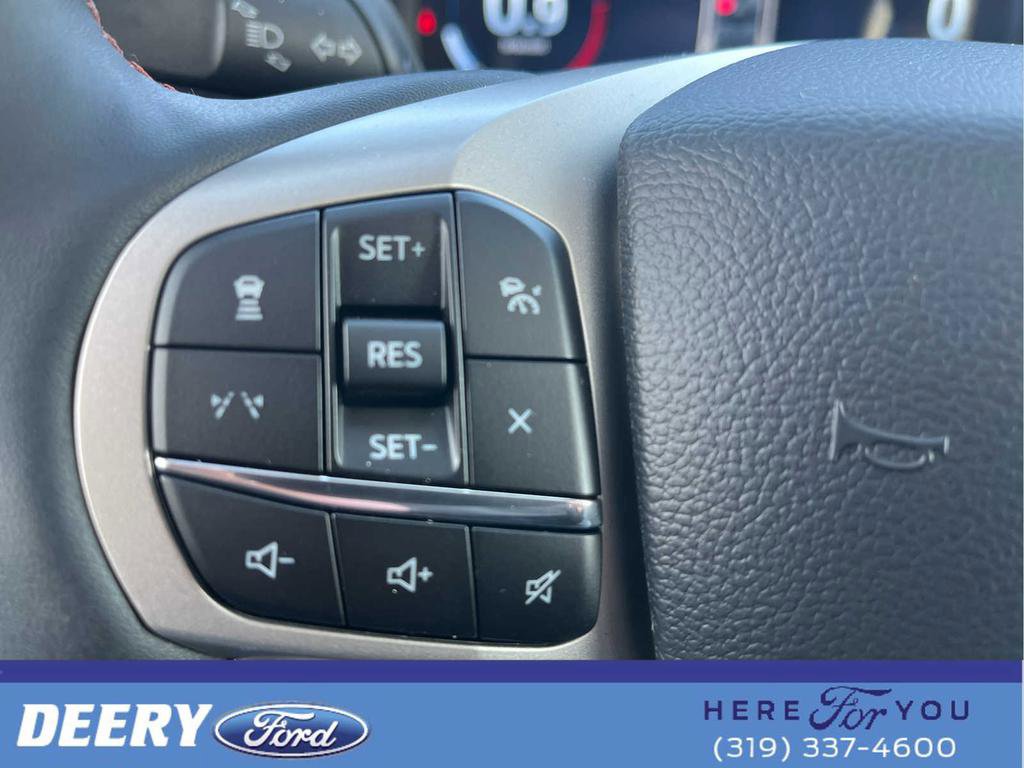 New 2026 Ford Explorer Active w/ Active Comfort Package image 32