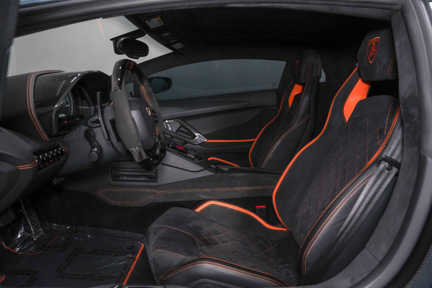 Used 2018 Lamborghini Aventador S image 34