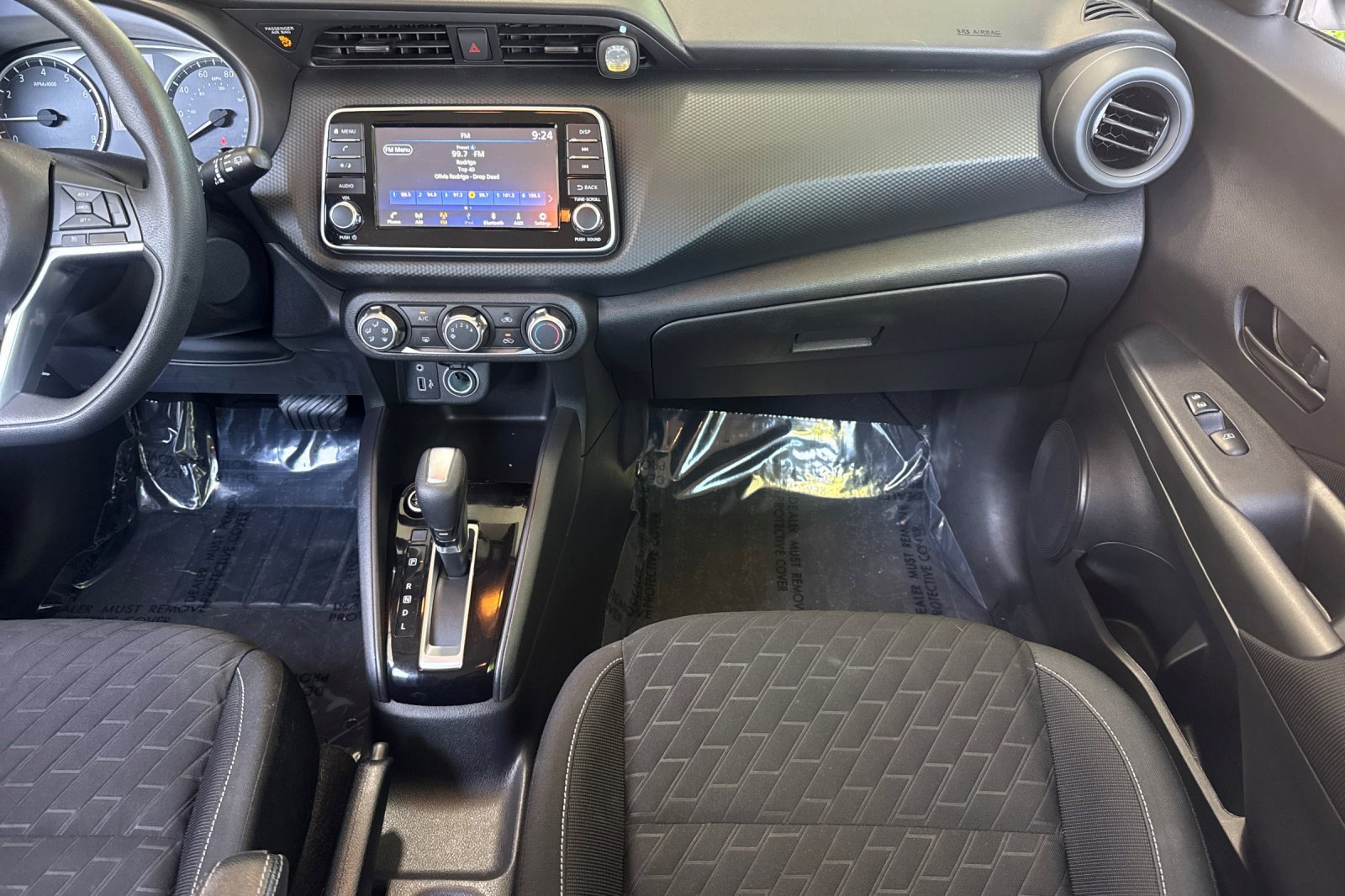 Used 2021 Nissan Kicks S FWD image 29