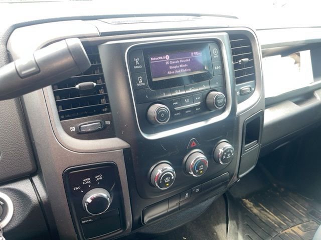 Used 2017 RAM 1500 ST w/ SXT Appearance Group AWD/4WD image 12