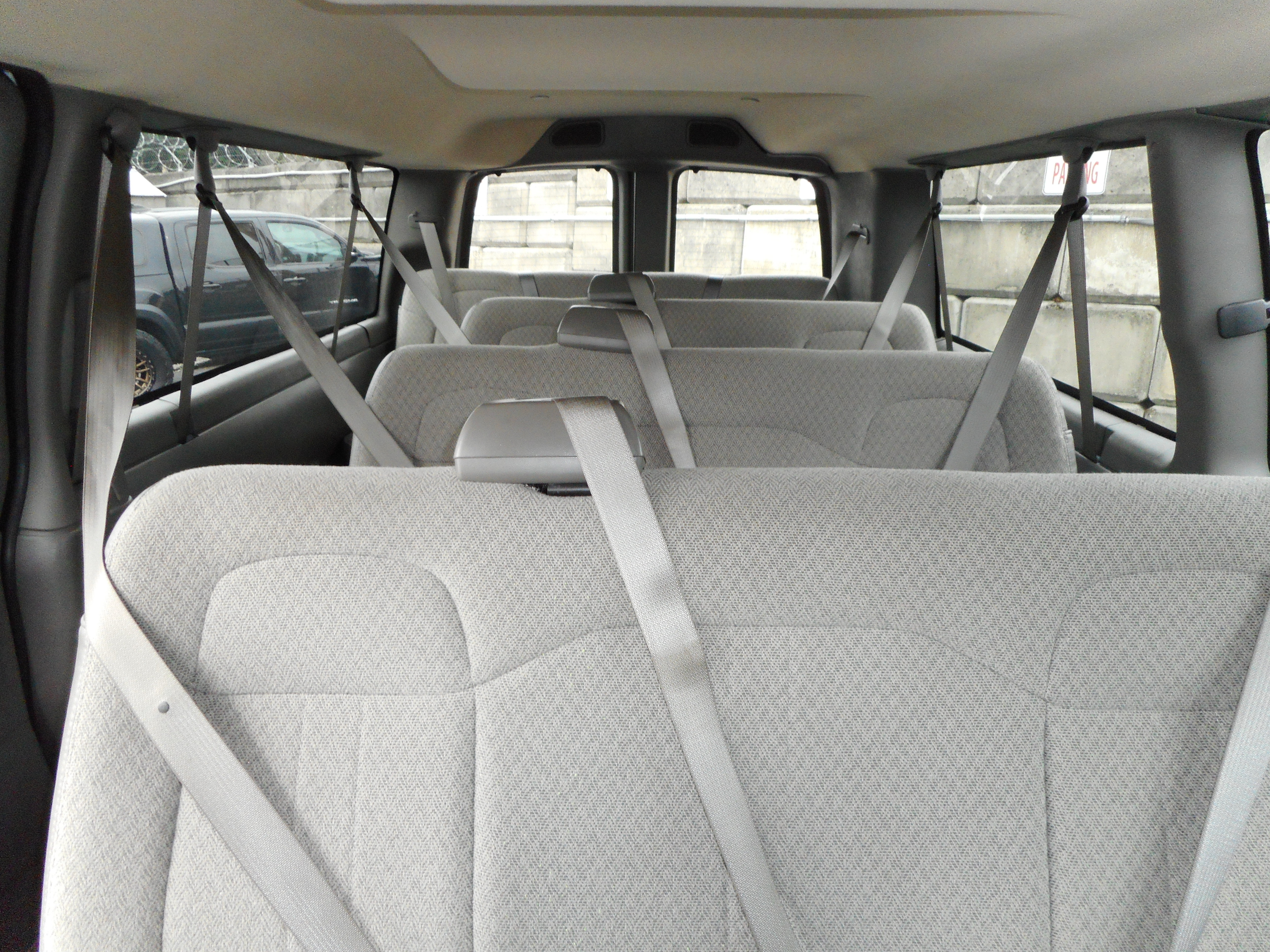 Used 2016 Chevrolet Express 3500 LT w/ LT Preferred Equipment Group RWD image 22