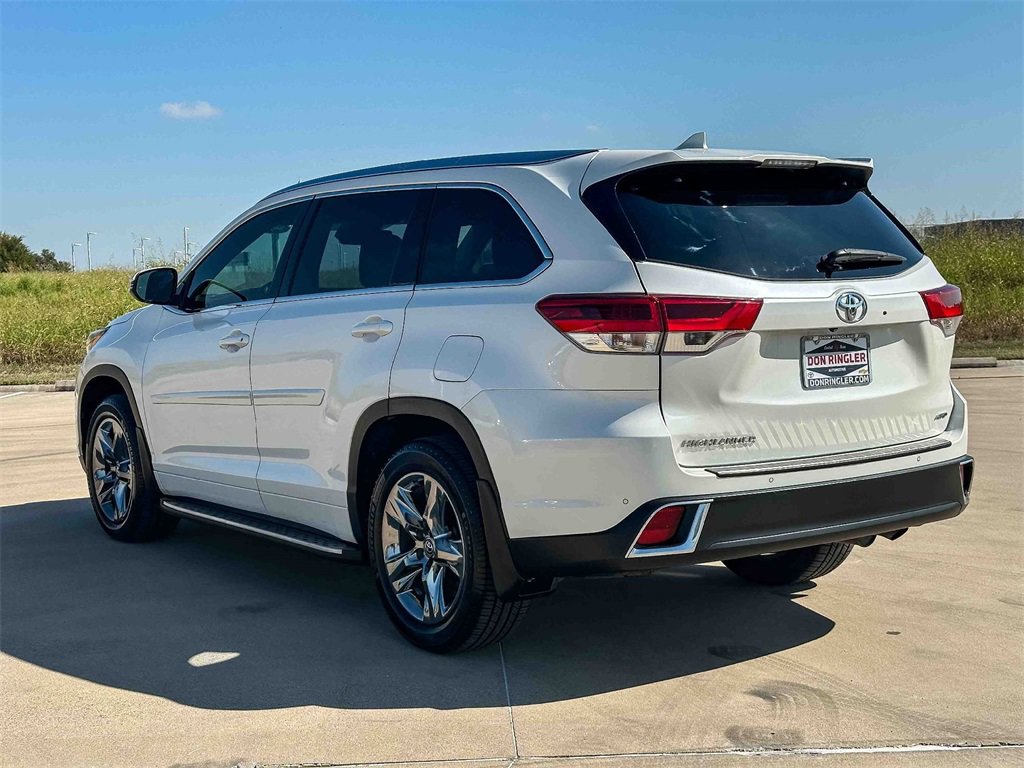 Used 2018 Toyota Highlander Limited Platinum image 5