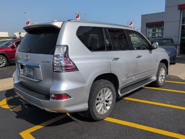 Used 2019 Lexus GX 460 image 11