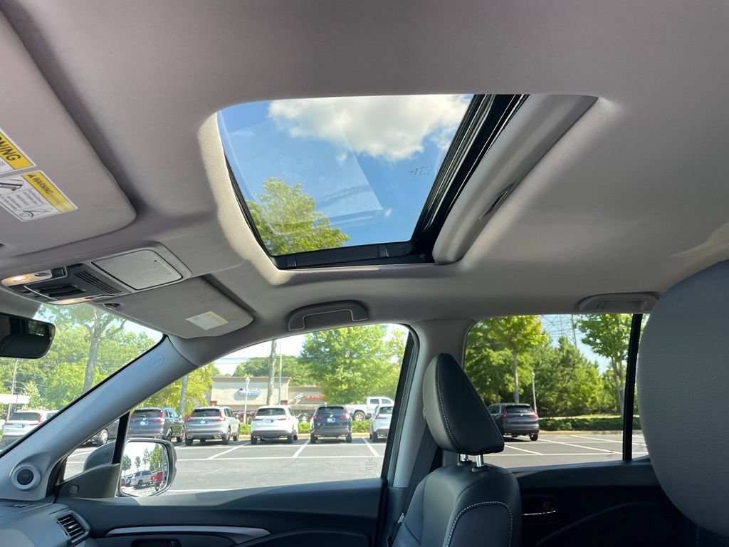 Certified 2025 Honda Ridgeline RTL image 28