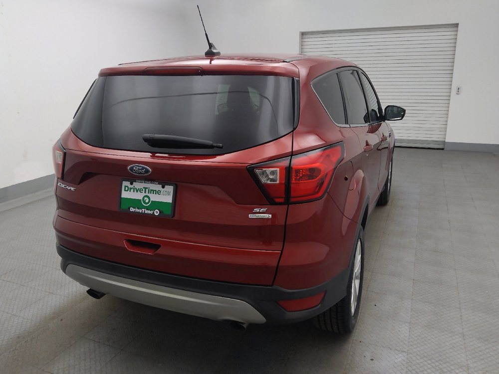 Used 2019 Ford Escape SE FWD image 7
