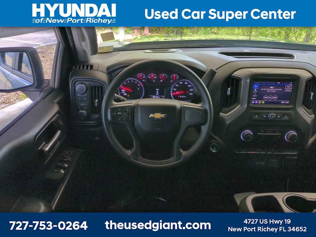 Used 2022 Chevrolet Silverado 1500 Custom AWD/4WD image 16