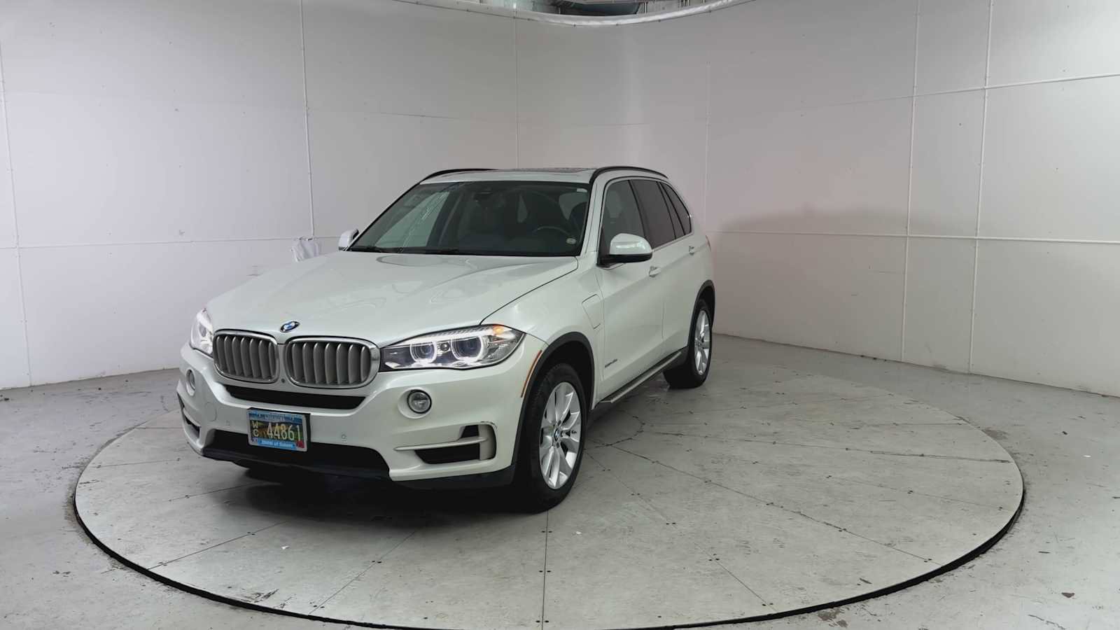Used 2016 BMW X5 xDrive40e image 7
